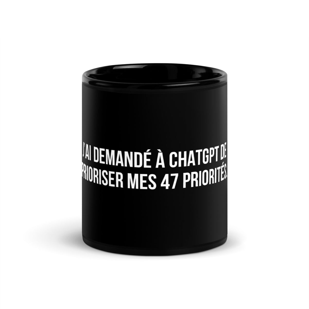 Mug noir de face — J’ai demandé à ChatGPT de prioriser mes 47 priorités